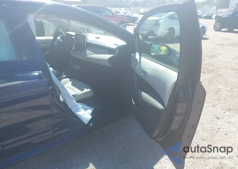 2021 Toyota Corolla Le из США, поврежденный, VIN JTDEPMAE1MJ137743